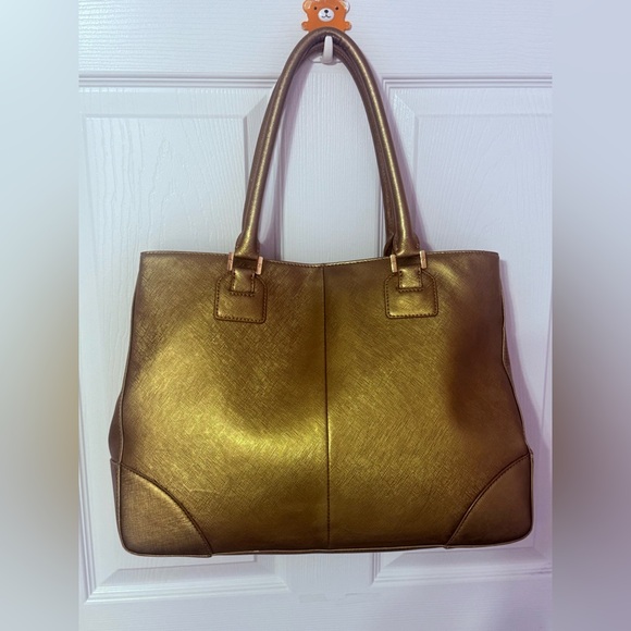 Tory Burch Robinson Patent Leather Large SatchelTote Bag In Gold - Picture 2 of 16